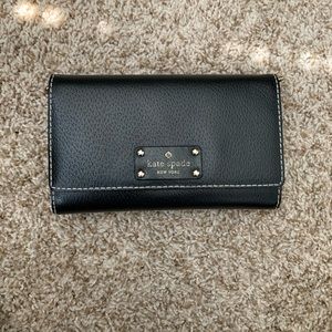 Authentic Kate spade black crossbody/wallet